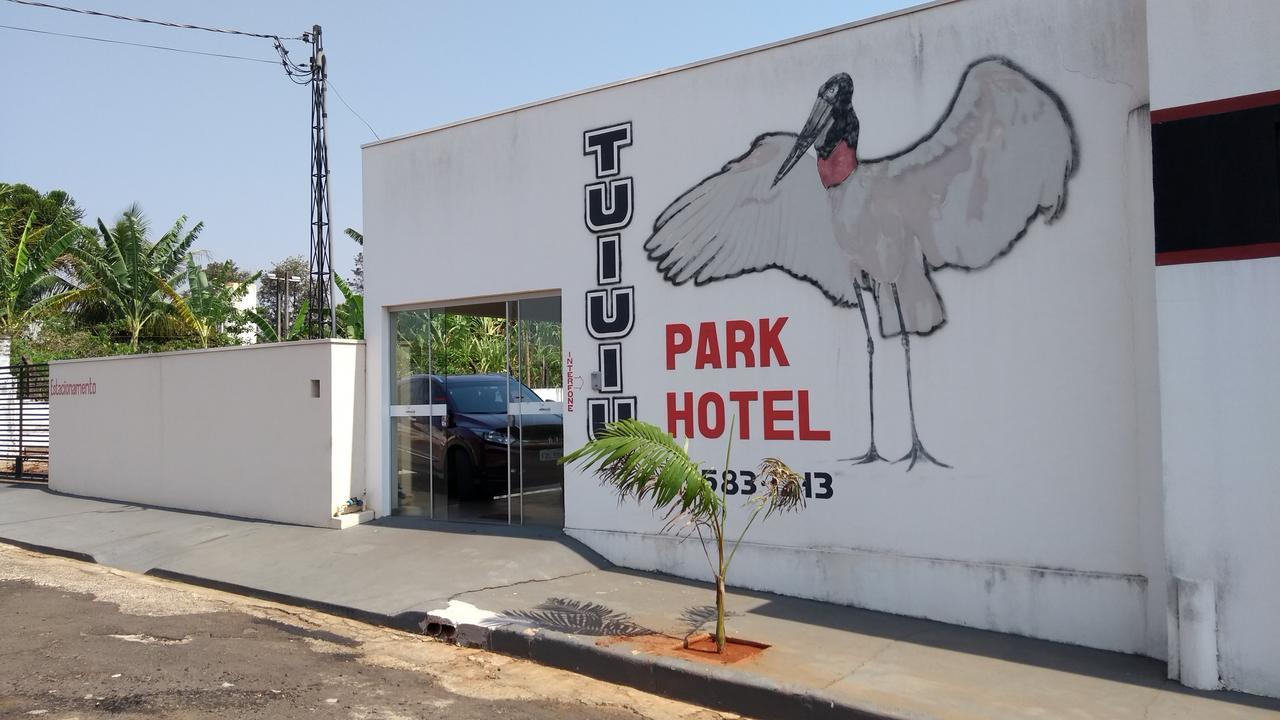 Tuiuiu Park Hotel Rinopolis エクステリア 写真